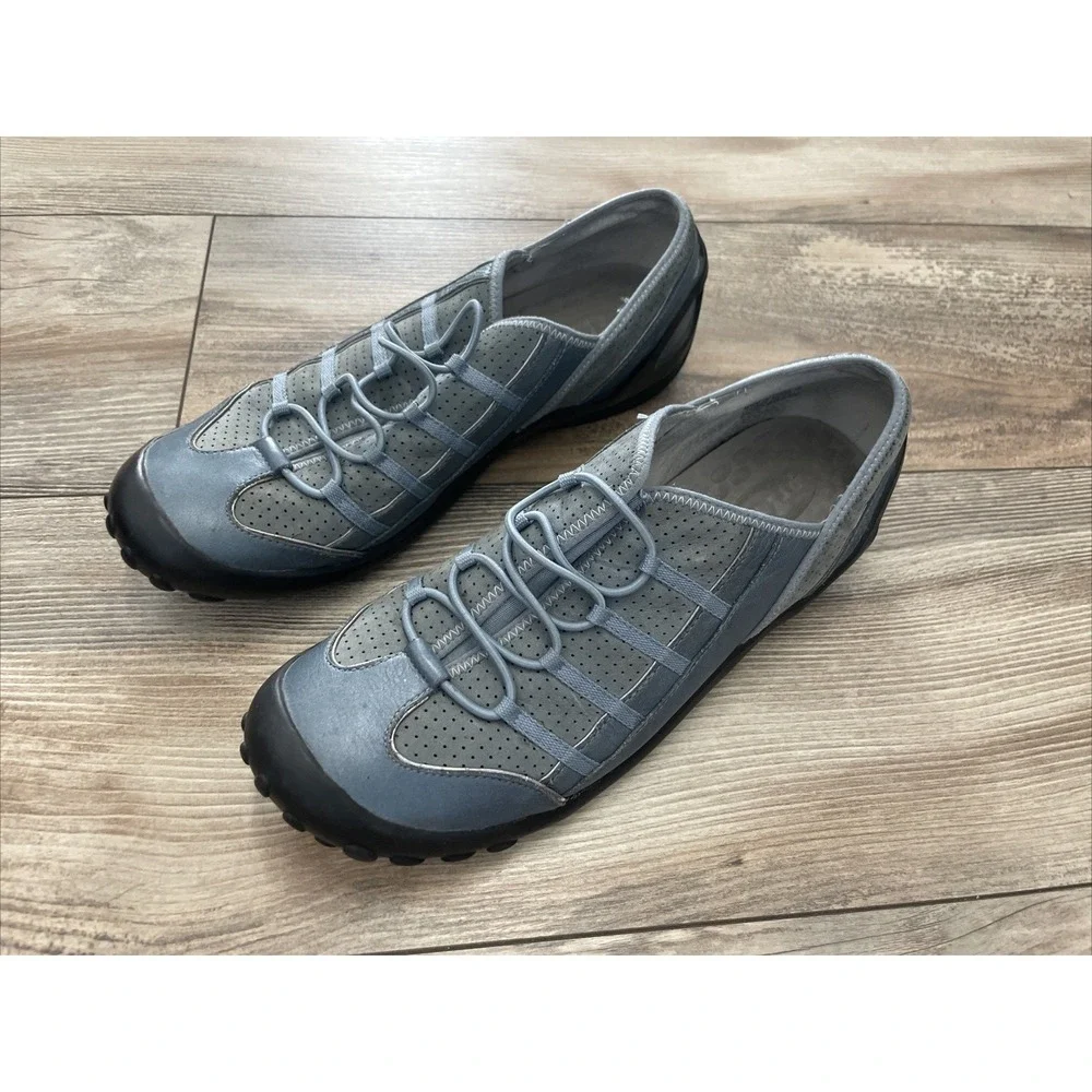 Privo by Clarks Womens Size 10 Slip On Sneaker Shoes Blue Gray Suede 75777